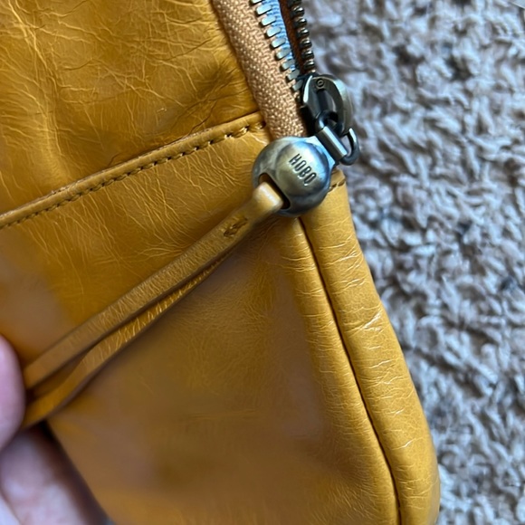 Hobo crossbody purse bag mustard yellow leather - Picture 5 of 9